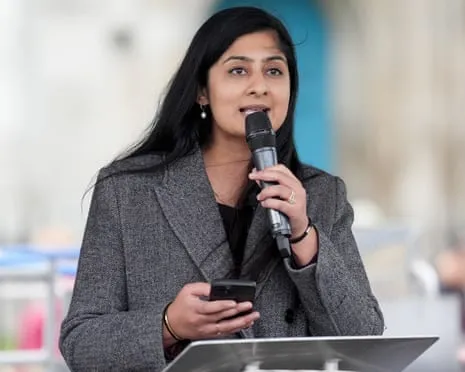 The Coventry South MP Consults Defamation Legal Experts In the Wake of Row Involving Jeremy Corbyn Over Party Membership System